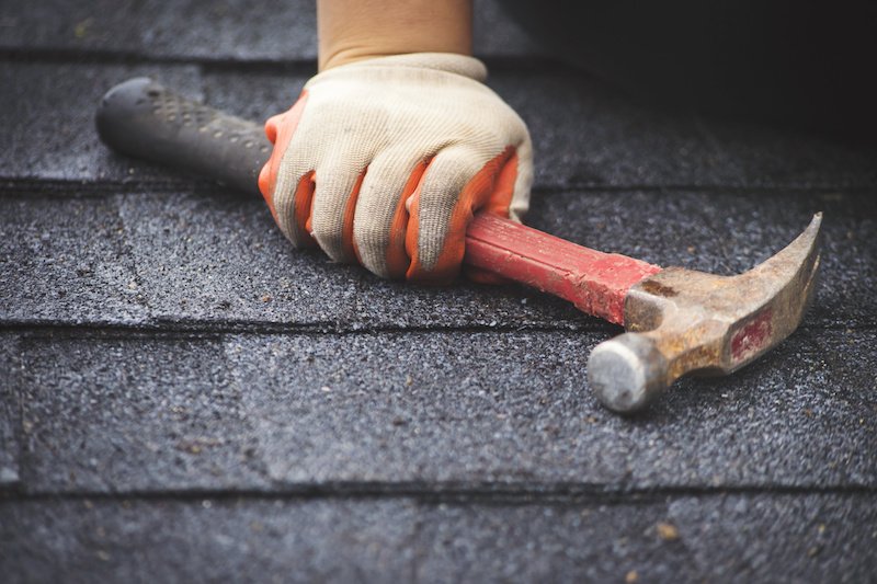 Why DIY Roof Repair Adelaide Can Leave You Out of The Pocket?