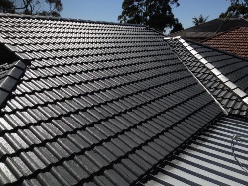 Roof Spraying – Recognised Dulux Accredited Roof Painters